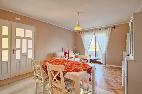 Appartamento Apartman Turk Premantura Esterno foto